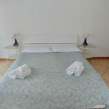 Cleo Camelia Apartment Falconara Marittima Bagian luar foto